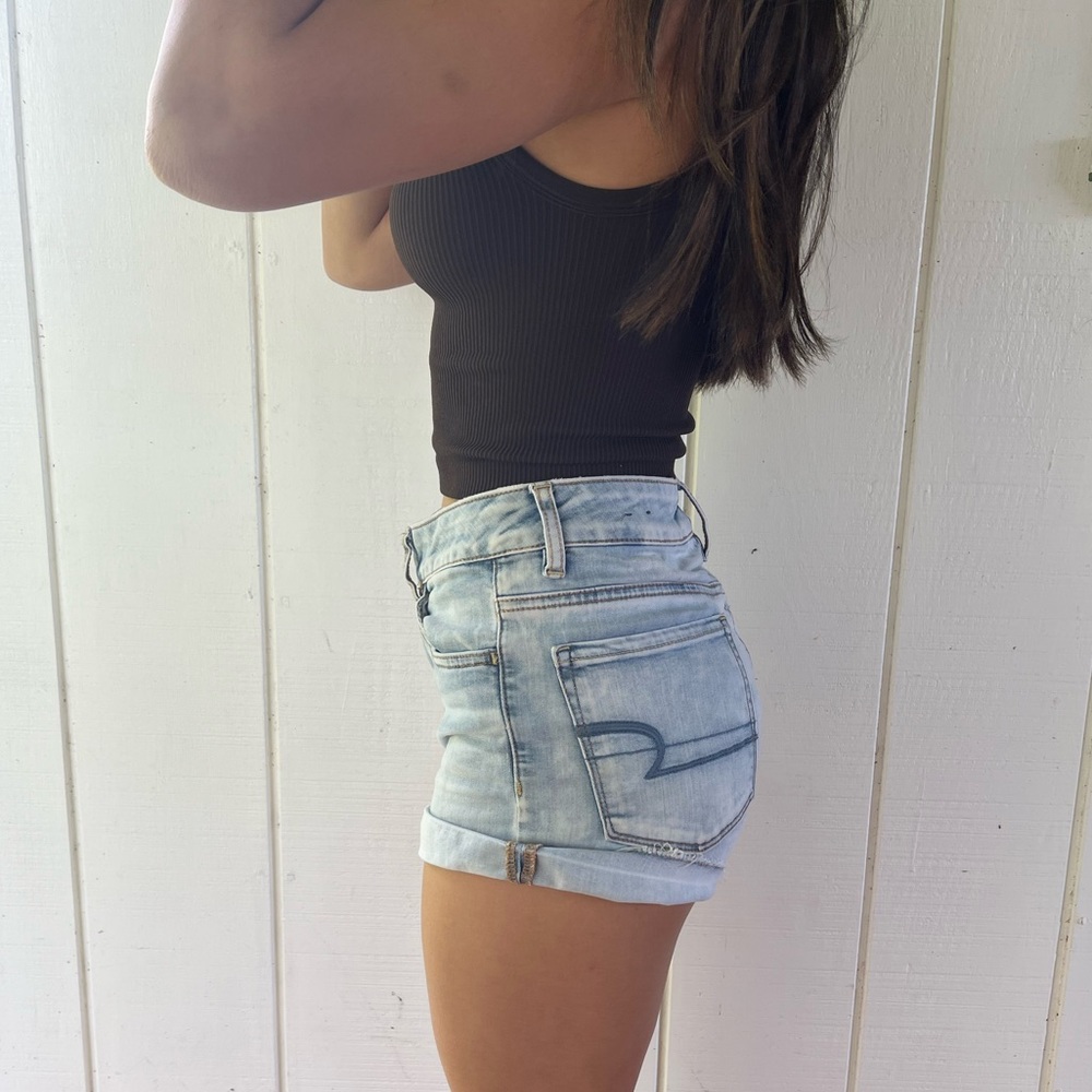 American Eagle Shorts - Picture 3 of 5